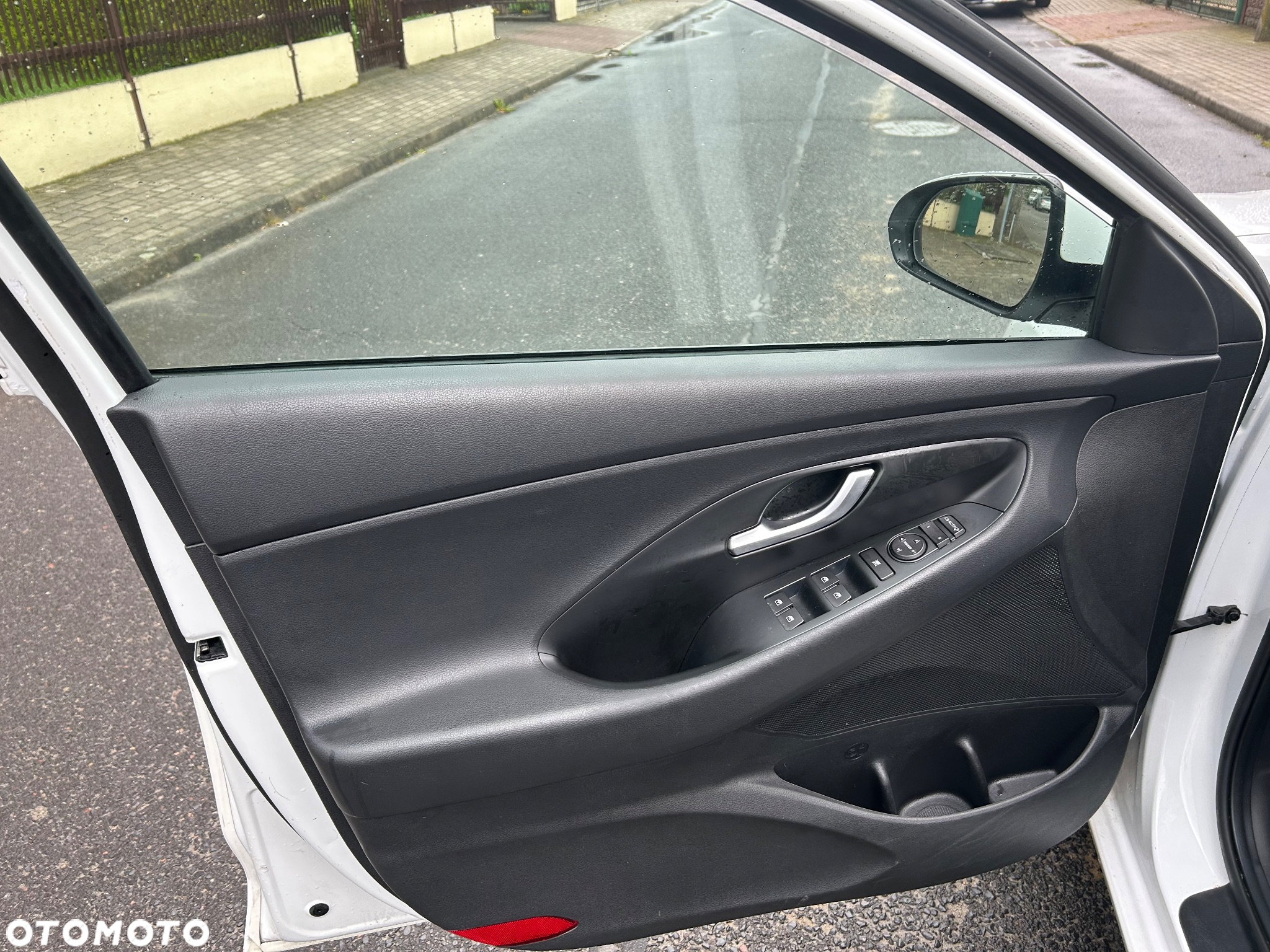 Hyundai i30 1.4 T-GDI DCT Fastback Premium - 16