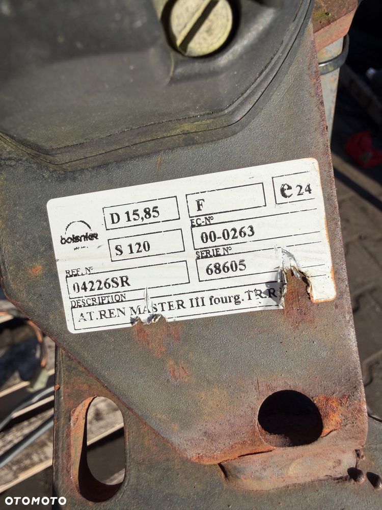 Hak holowniczy paka Renault Master III - 6