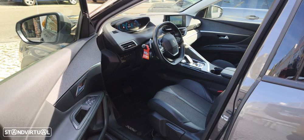 Peugeot 3008 225 e-EAT8 Allure Pack - 11