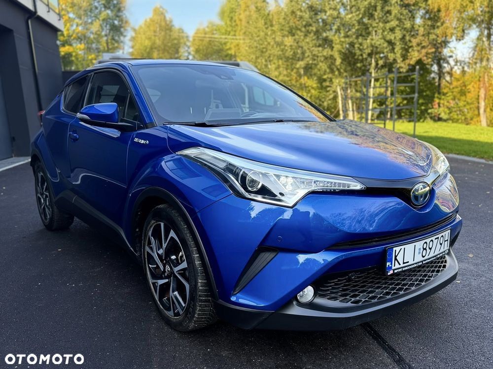 Toyota C-Hr 2018 photo 2