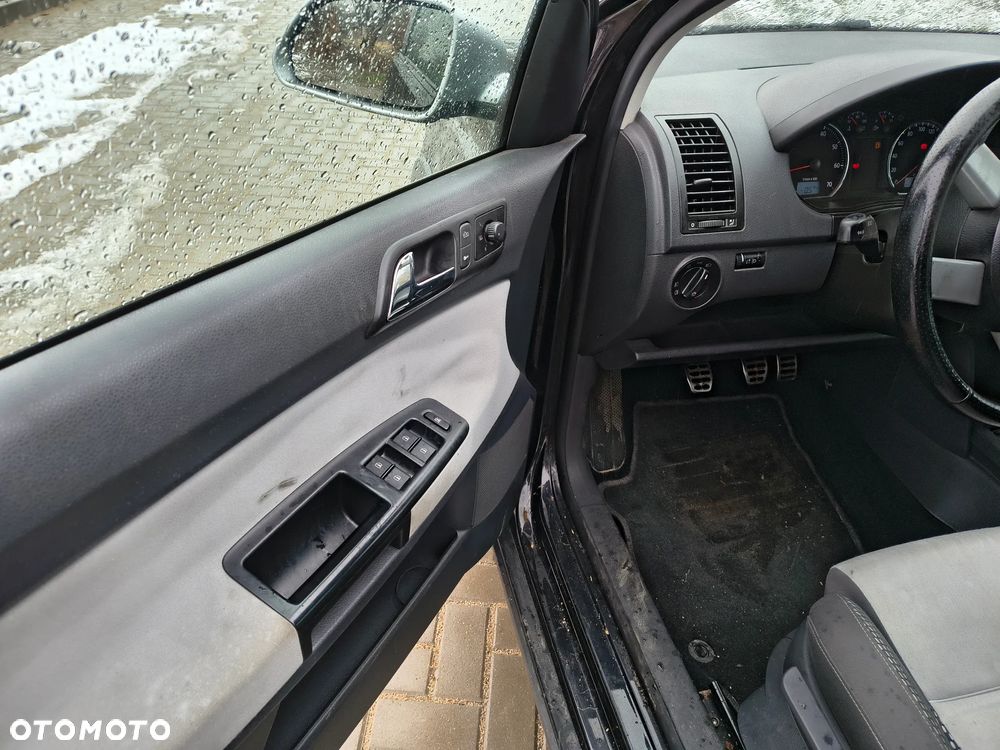 Volkswagen Polo Cross - 9