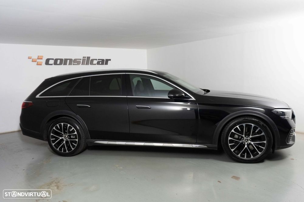 Mercedes-Benz E 300 de 4Matic All-Terrain - 7