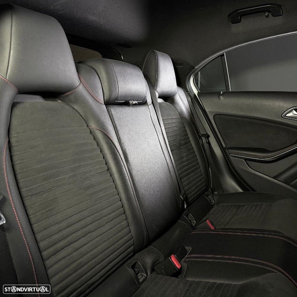 Mercedes-Benz A 180 d AMG Line - 16