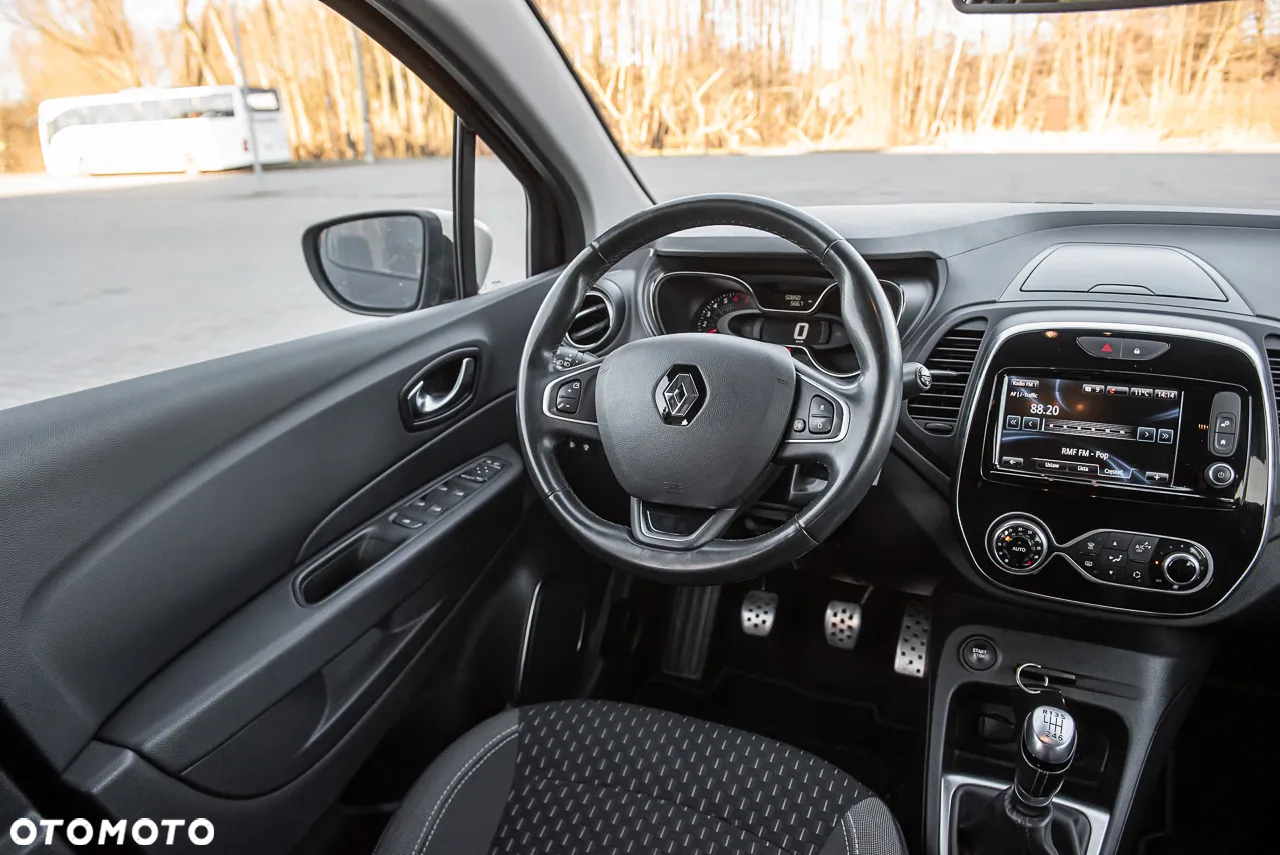Renault Captur 1.2 Energy TCe Limited - 23