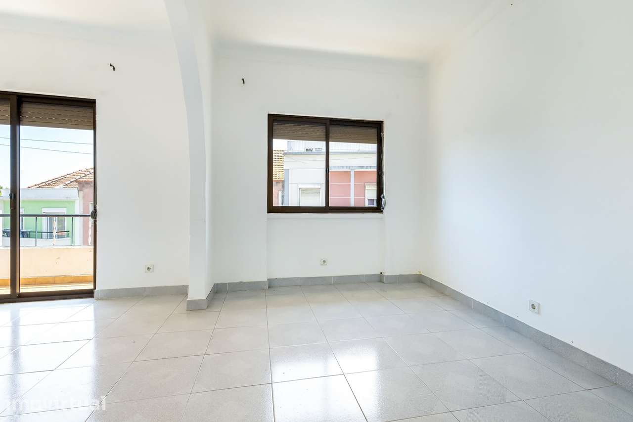 Apartamento T1 em Alverca para arrendamento - Grande imagem: 3/26
