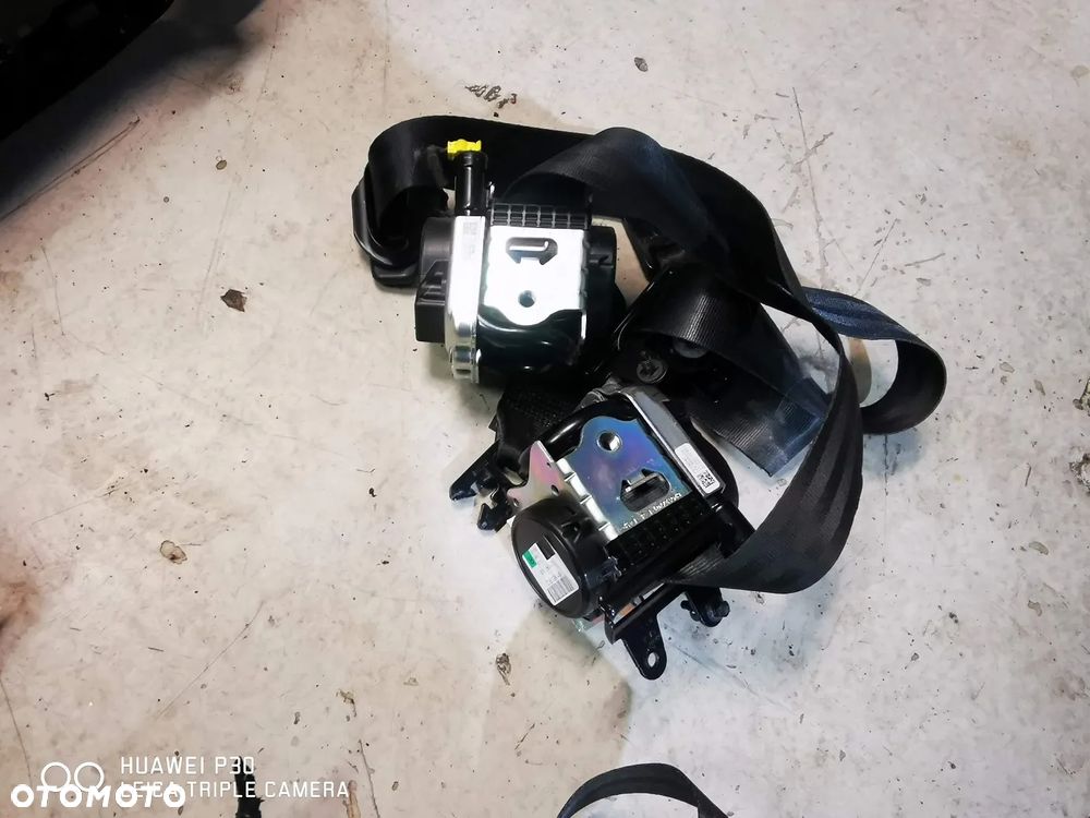 VOLVO v40 DESKA ROZDZIELCZA konsola kokpit pulpit poduszki airbag pasy KOMPLET ORYGINALNY   GDYNIA - 9