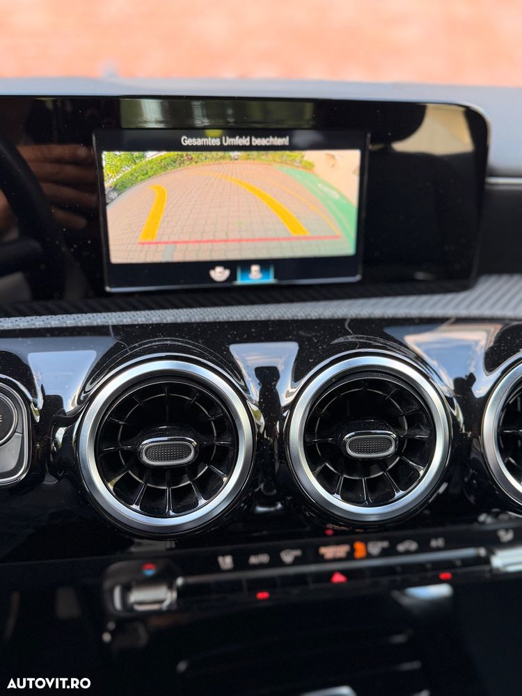 Mercedes-Benz CLA 180 d Coupe - 13