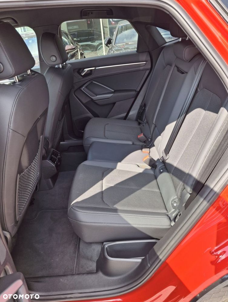 Audi Q3 Sportback - 15