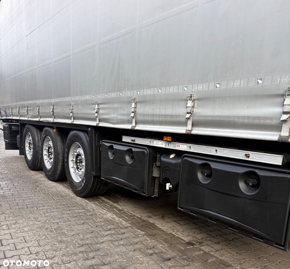 Schmitz Cargobull Standard Oś Podnoszona - 12