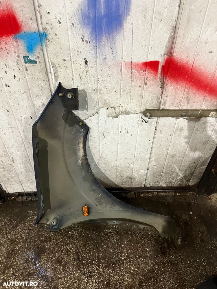 Aripa stanga fata Ford Fiesta MK5 facelift albastru 2005-2008 - 4