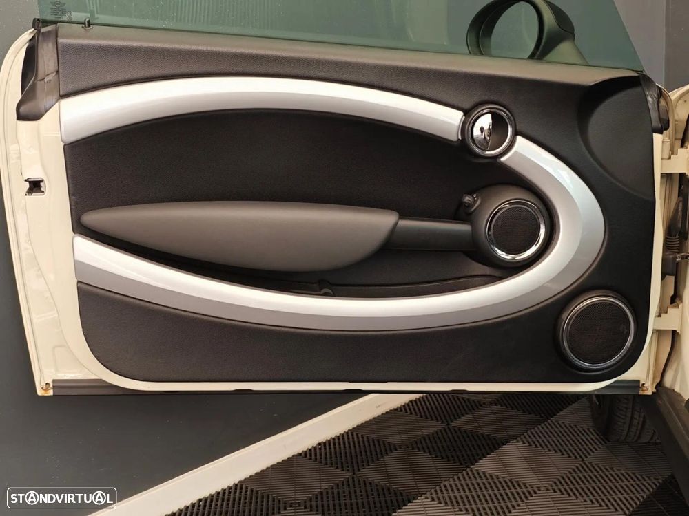 MINI 3 Portas Cooper S - 30