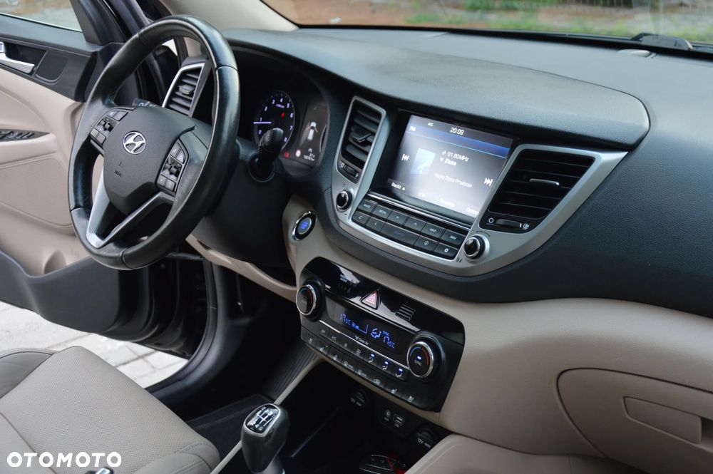 Hyundai Tucson 1.6 Turbo 4WD Intro Edition - 16