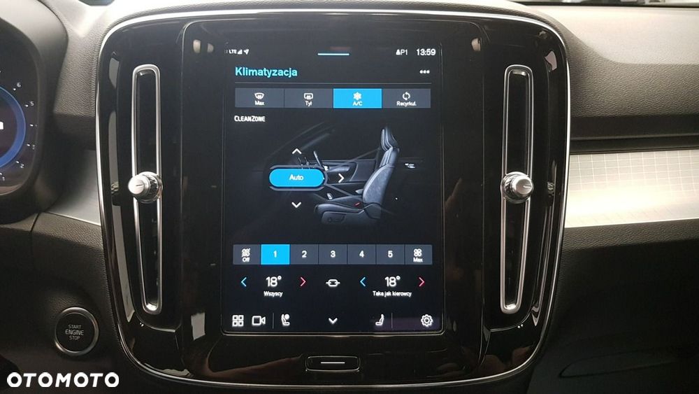 Volvo XC 40 - 24