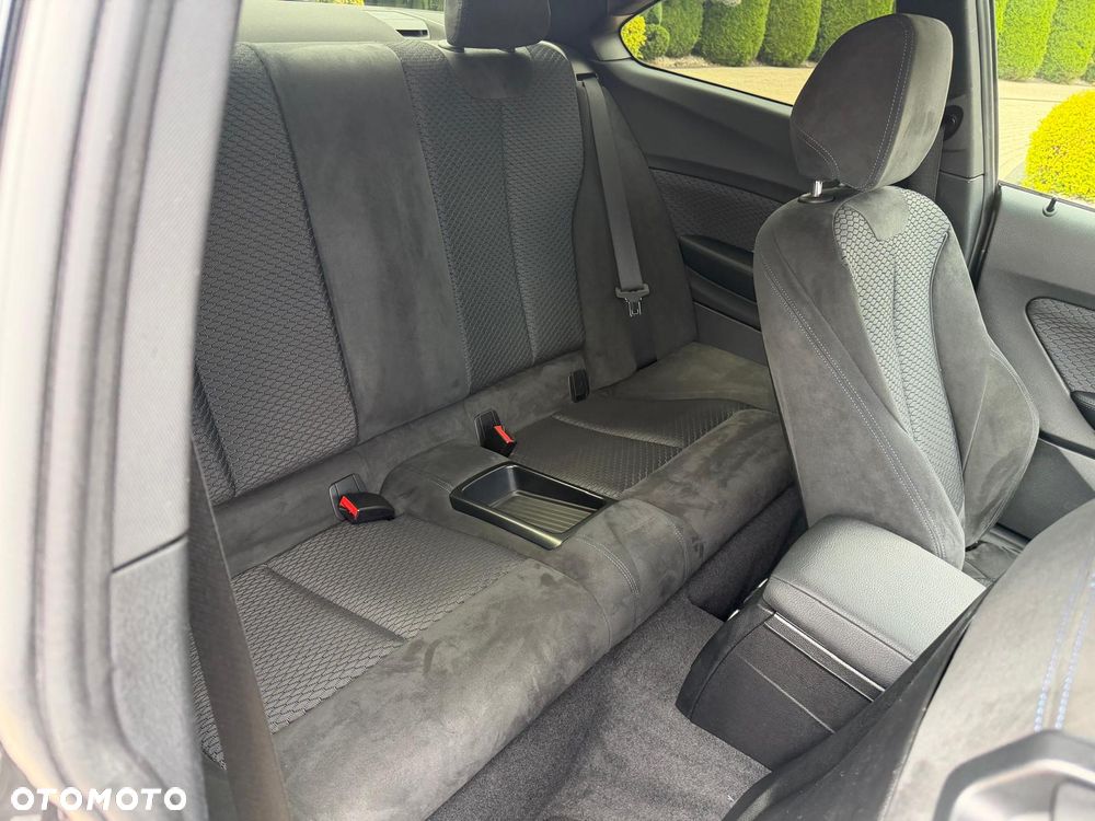 BMW Seria 2 225d Sport-Aut - 7
