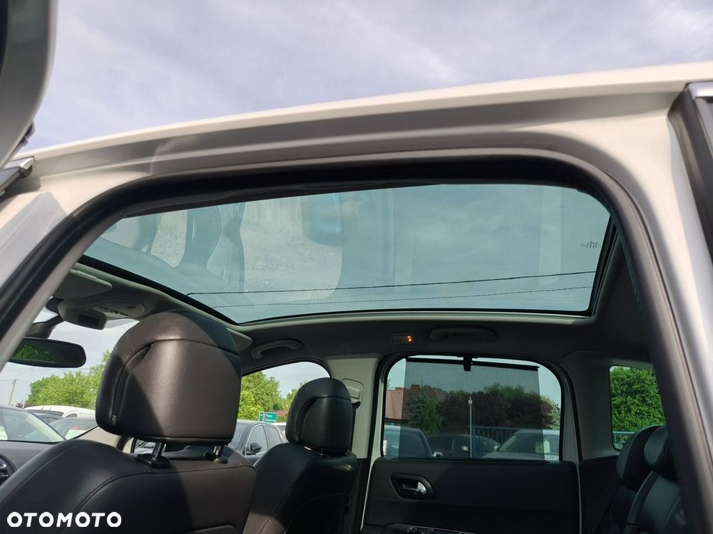 Peugeot 3008 HDi FAP 150 Family - 28