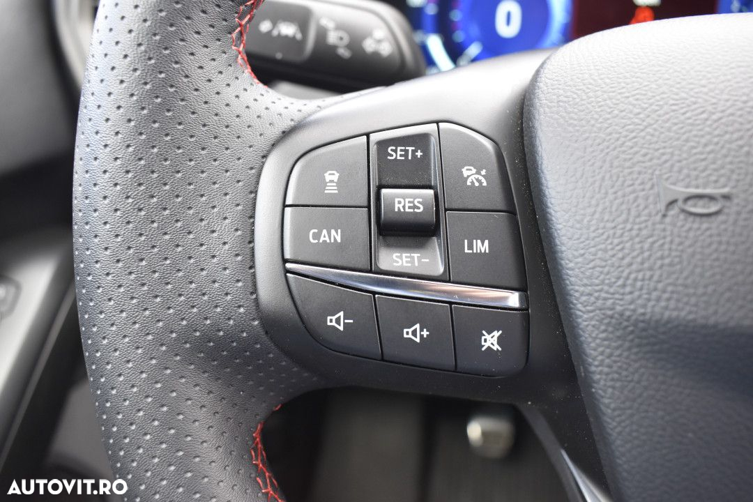 Ford Focus - 17