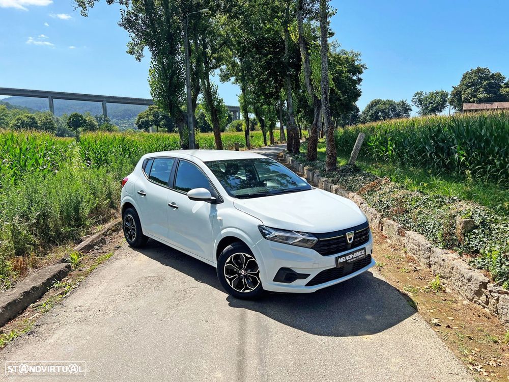 Dacia Sandero - 8