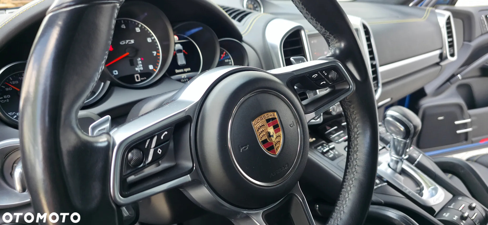 Porsche Cayenne GTS - 18