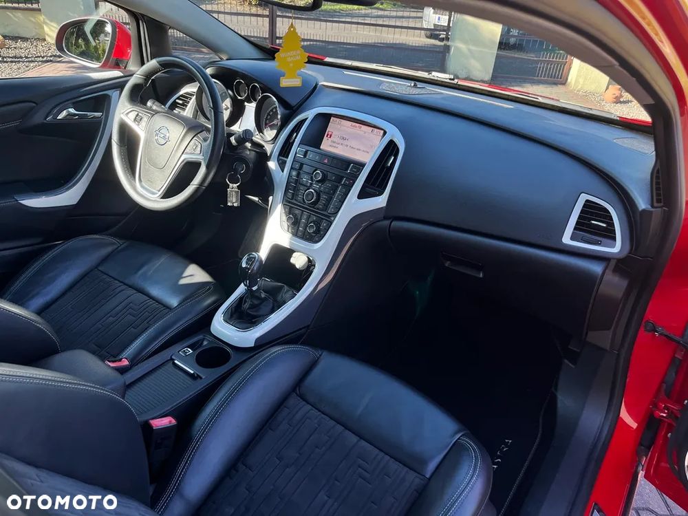 Opel Astra 1.6 Turbo Innovation - 22