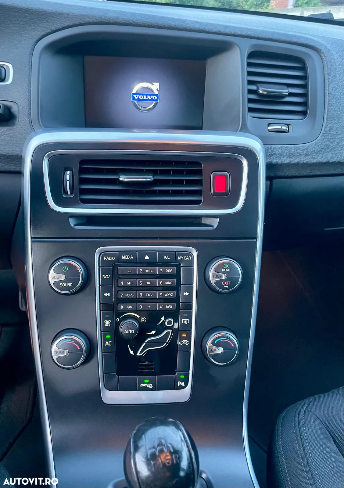 Volvo V60 D3 Kinetic - 9