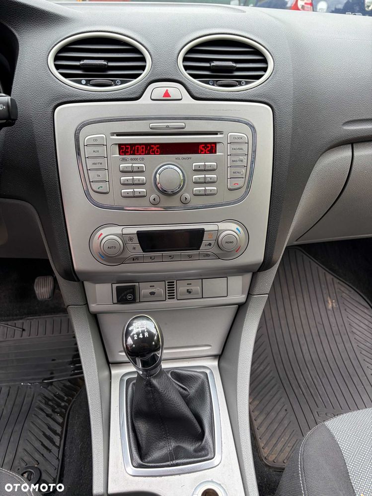 Ford Focus - 7