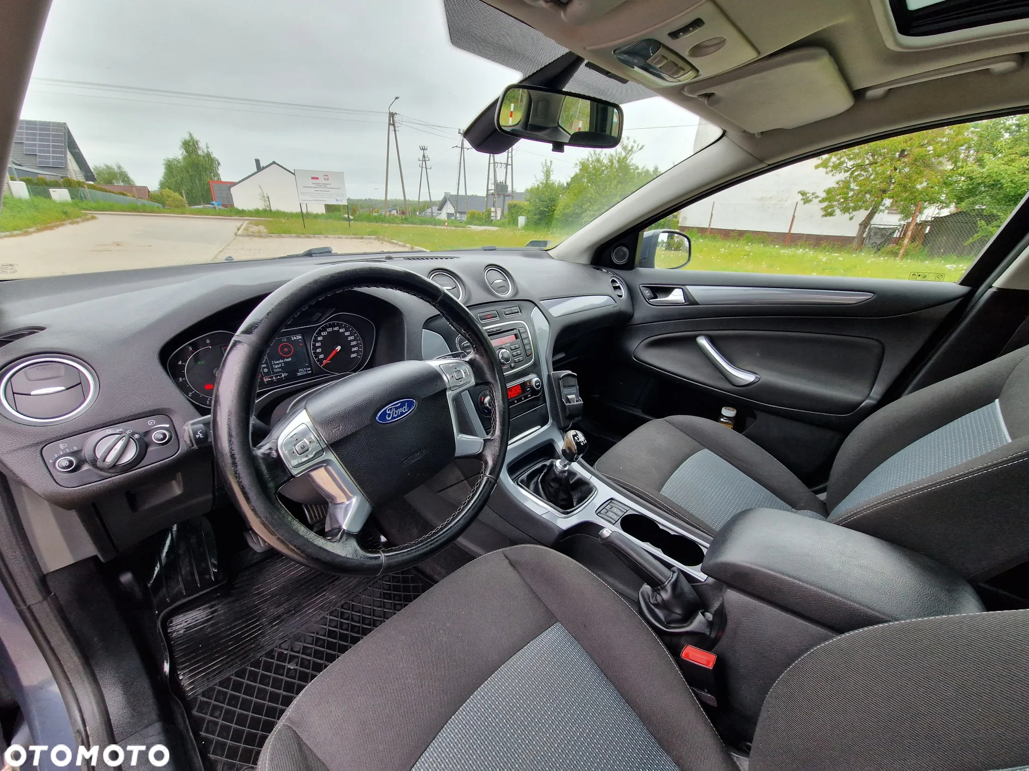 Ford Mondeo - 14