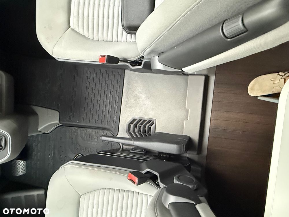 Volkswagen California - 23