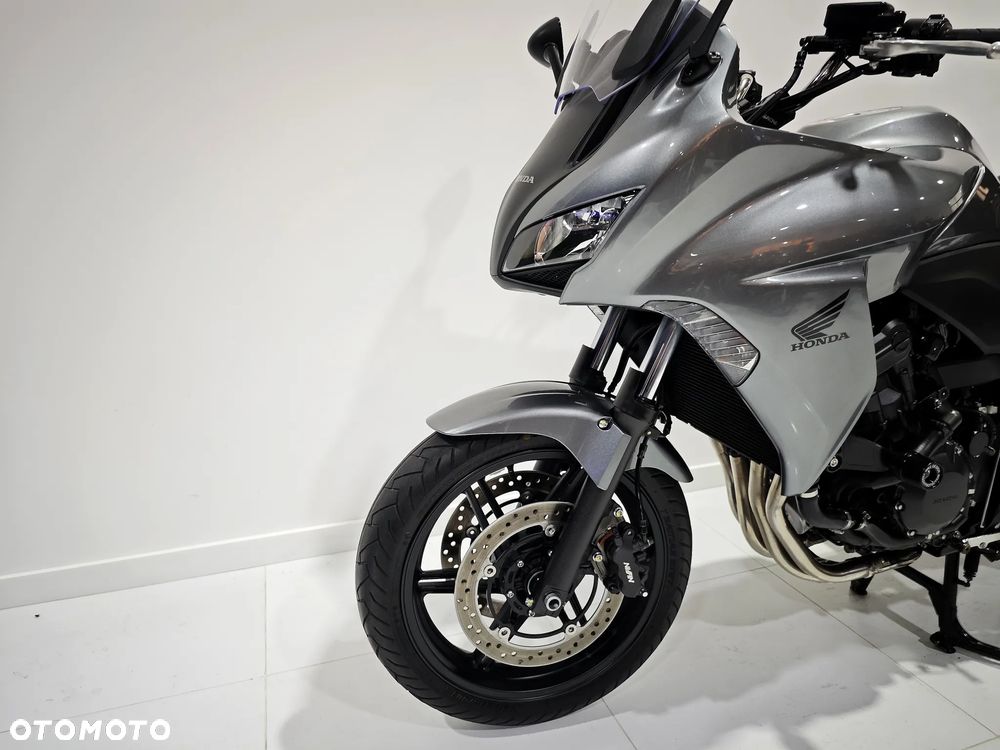 Honda CBF - 17