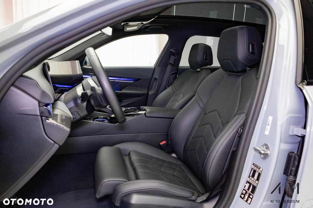 BMW Seria 5 - 25