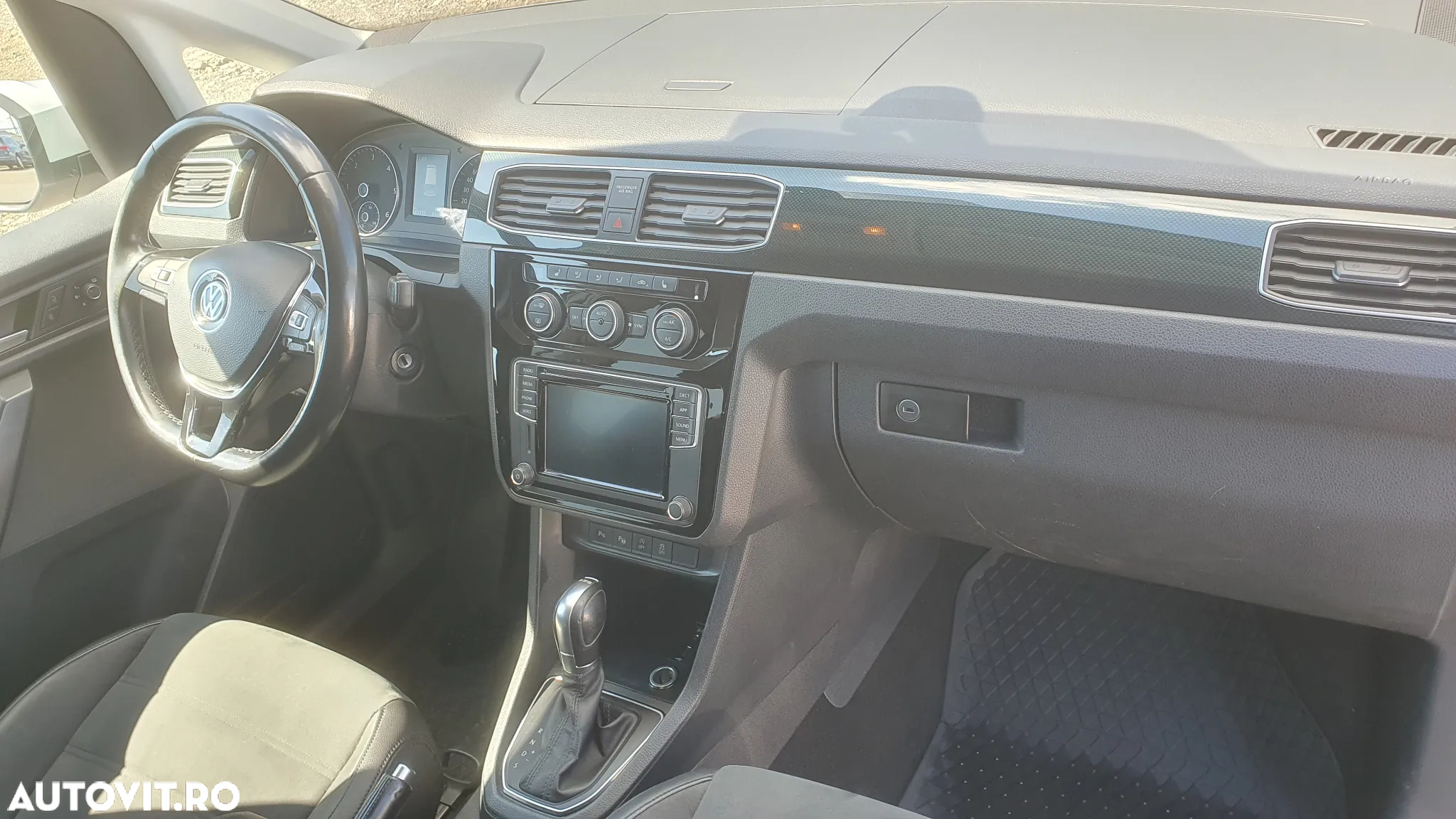 Volkswagen Caddy 2.0 TDI Maxi DSG 4M - 13