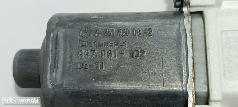 MOTOR ELEVADOR FRENTE DIREITO MERCEDES CLASE M (W164) 320 / 350 CDI (164.122) - 4