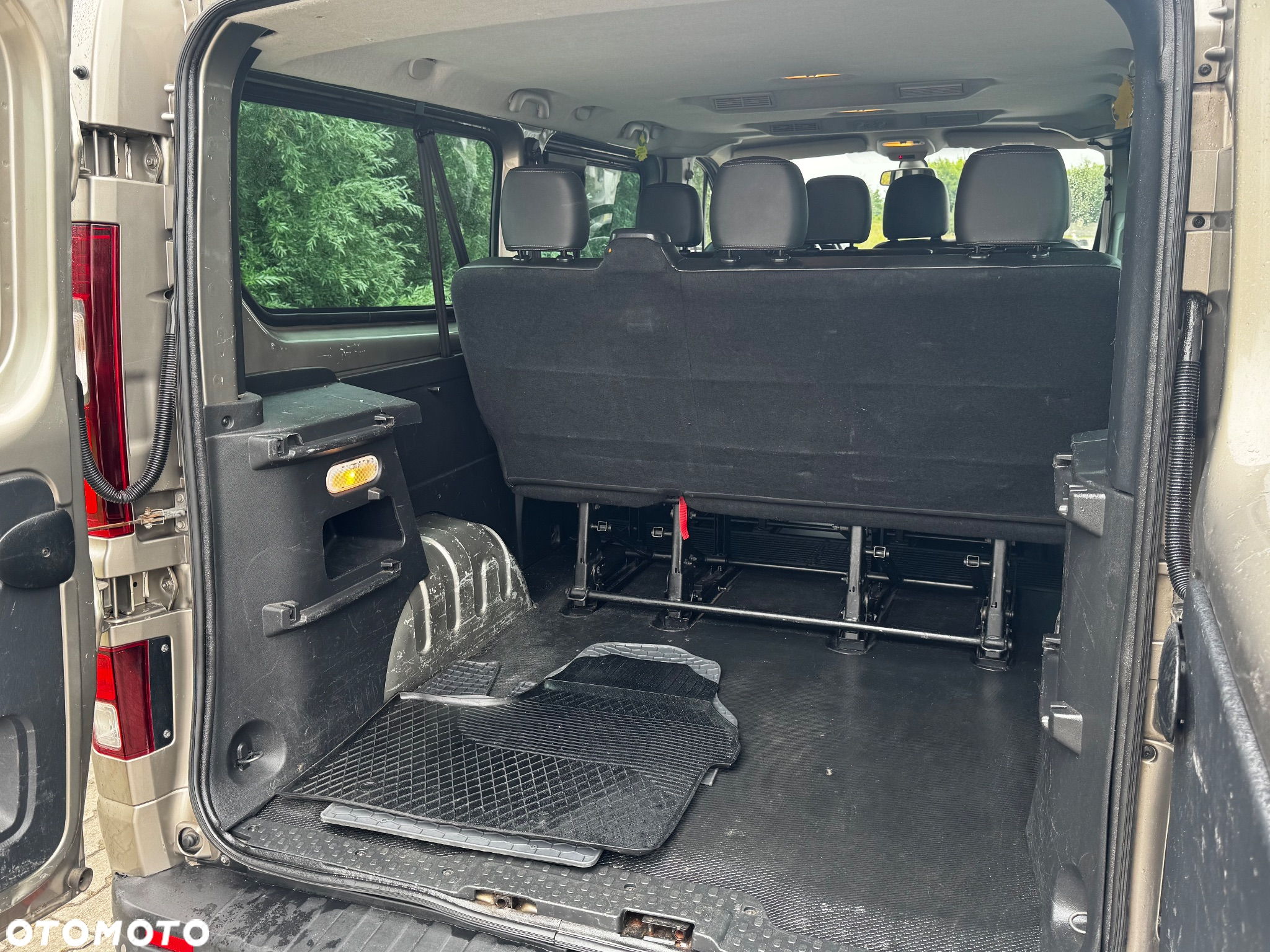 Opel Vivaro - 7