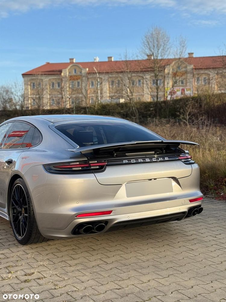 Porsche Panamera Turbo - 2