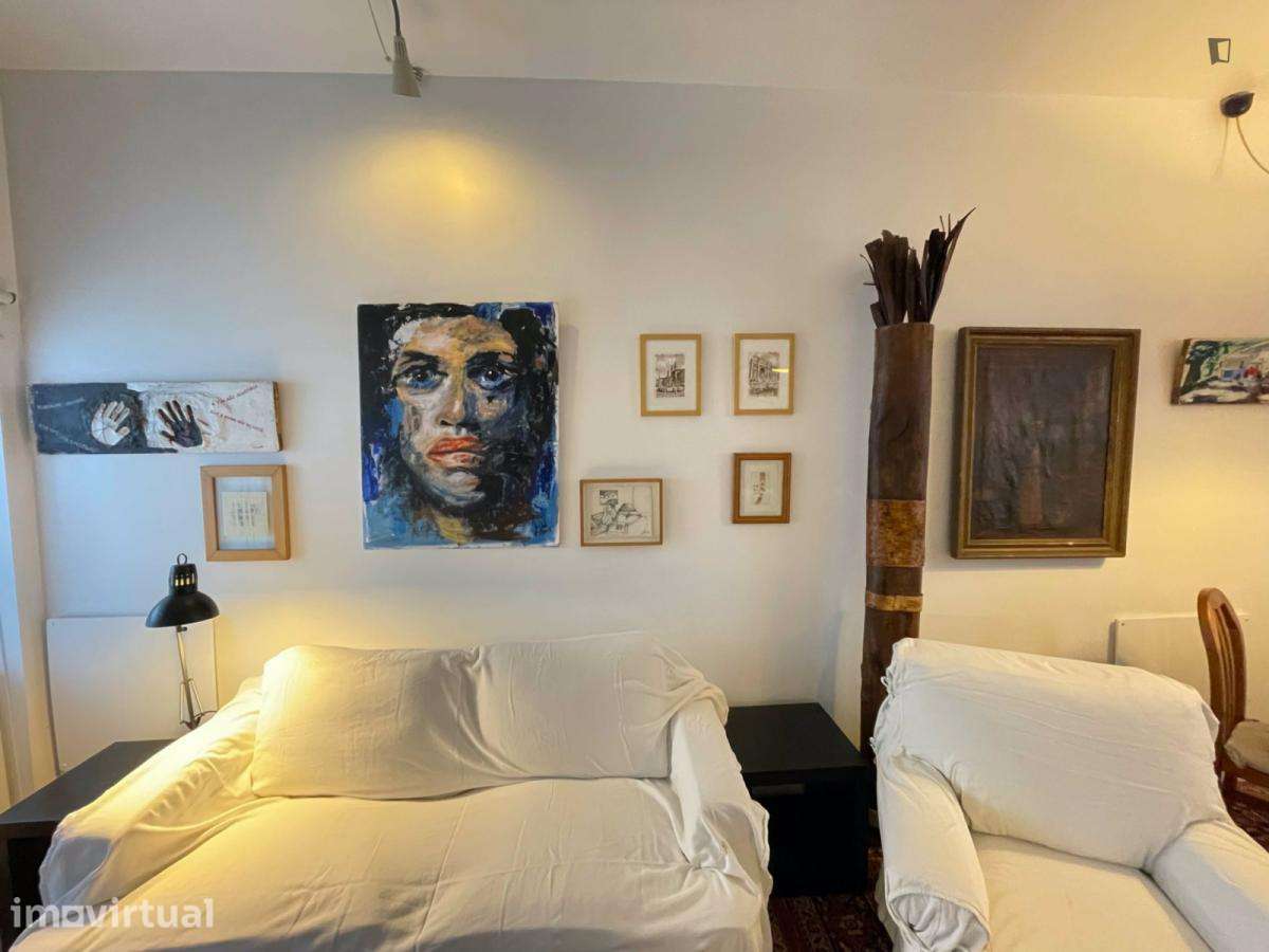 Casa com 1 quartos - localizado em São Bento Lisbon - Grande imagem: 4/13