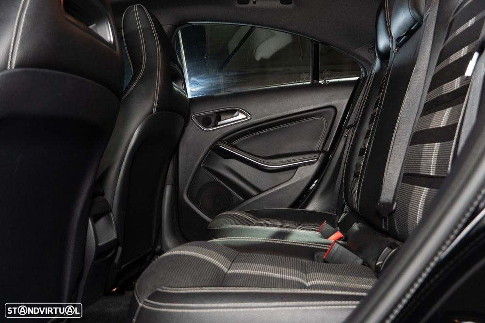 Mercedes-Benz CLA 180 (CDI) d Urban - 45