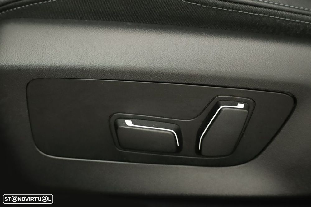 BMW 520 d Pack Desportivo M - 21