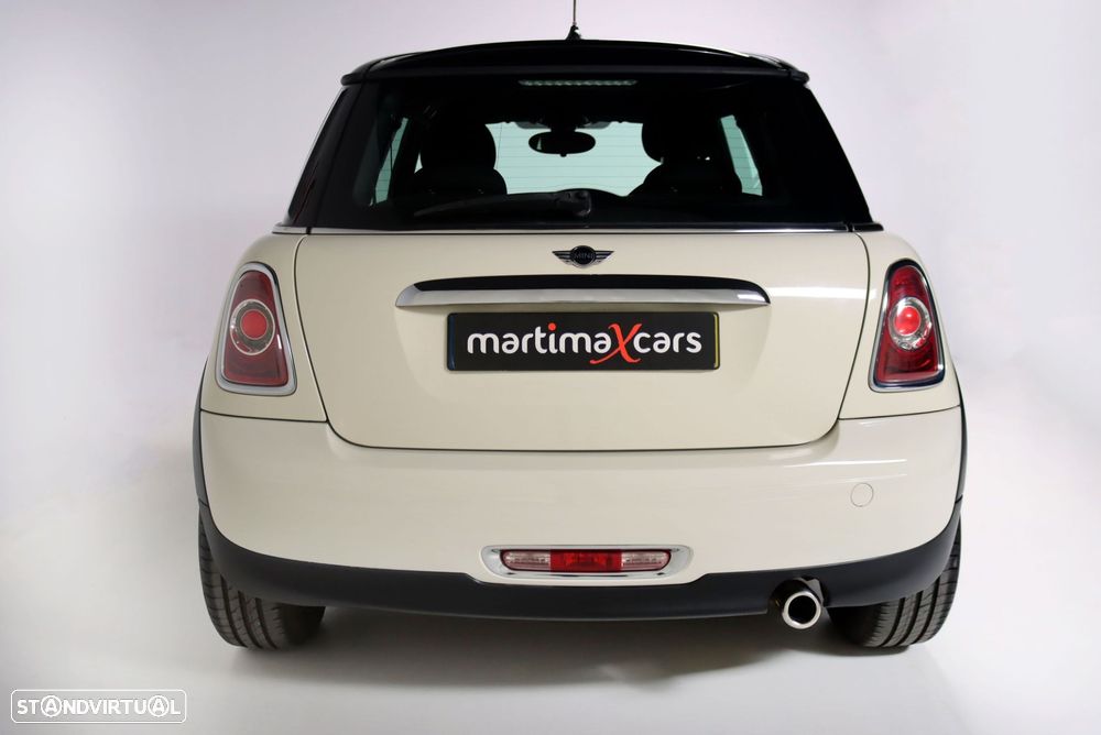 MINI 3 Portas One D - 3