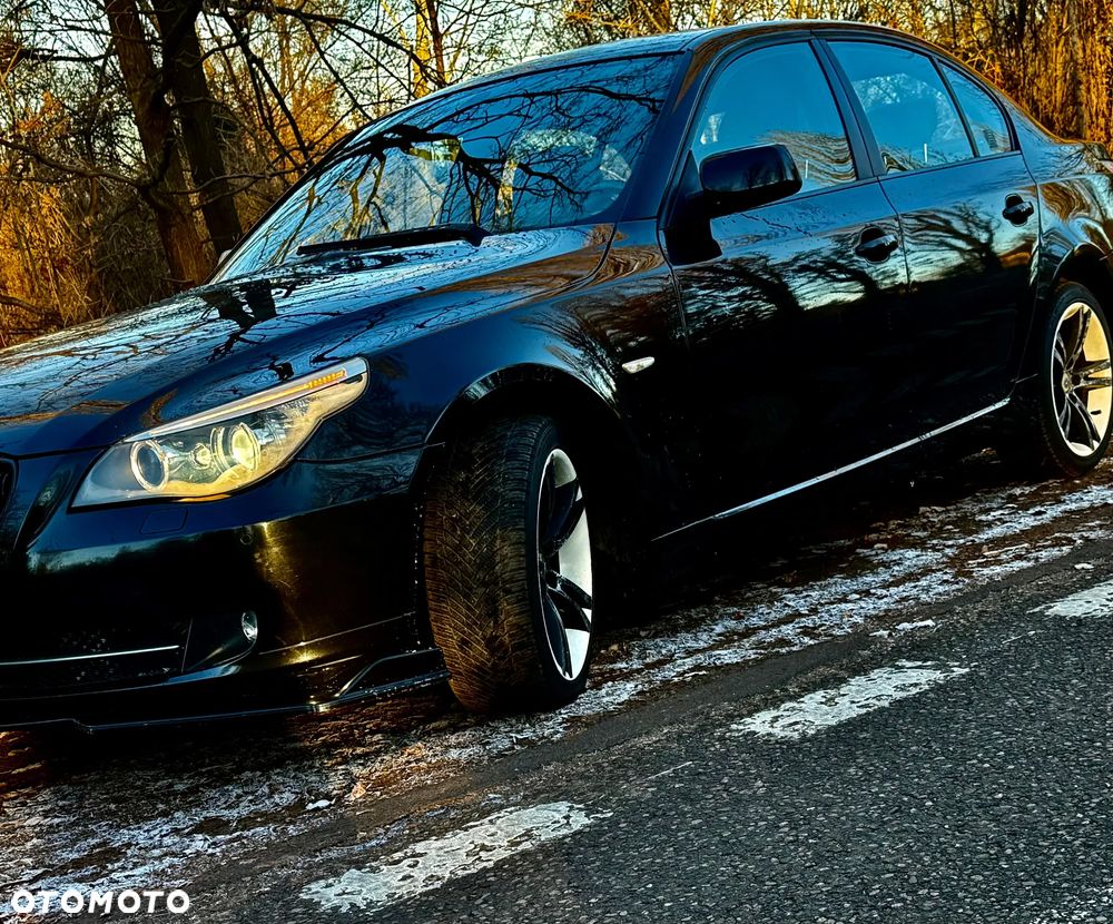 BMW Seria 5 ver-520i-edition-exclusive - 9