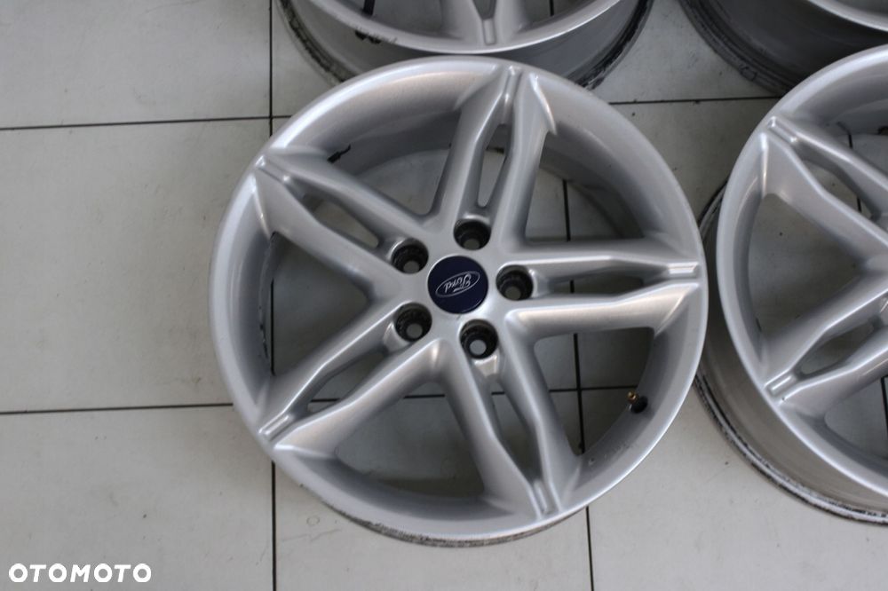 FELGI ALUMINIOWE FORD FOCUS 17" 7J ET50 5X108 KOMPLET - 2