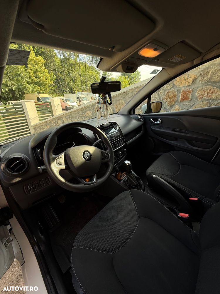 Renault Clio - 13