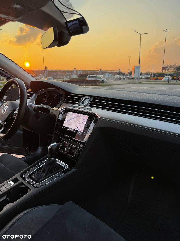 Volkswagen Passat 2.0 TDI BMT 4Mot Highline DSG - 20