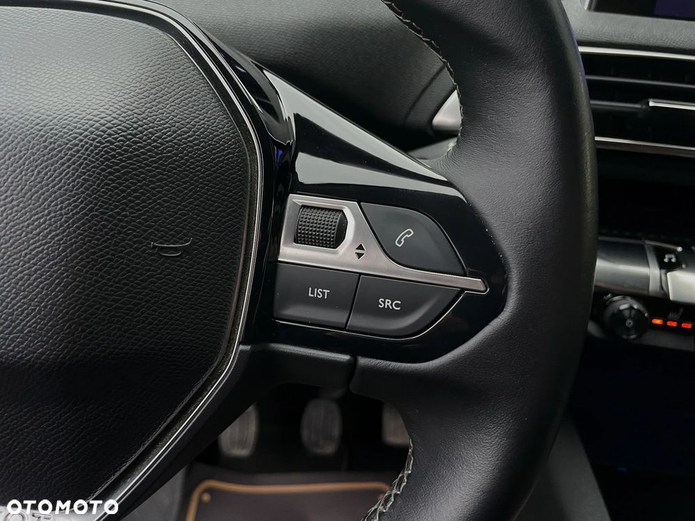 Peugeot 3008 1.2 PureTech GPF Allure S&S - 26