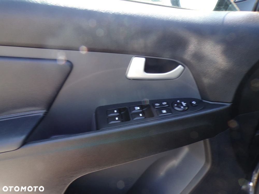 Kia Sportage - 10