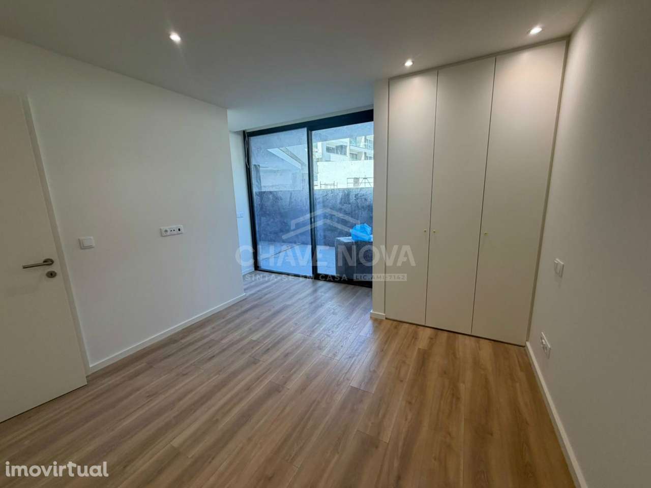 T1 Novo c/ Lugar de Garagem em Santa Marinha (VL8) - Grande imagem: 4/24