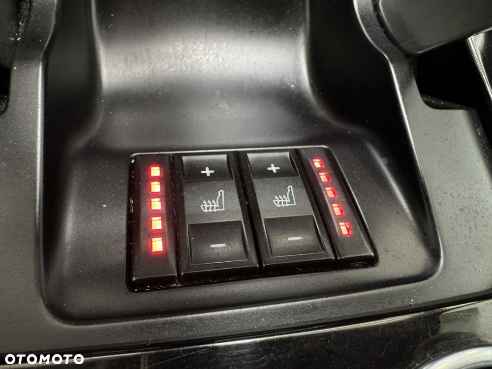 Ford S-Max 2.0 TDCi DPF Titanium X - 27