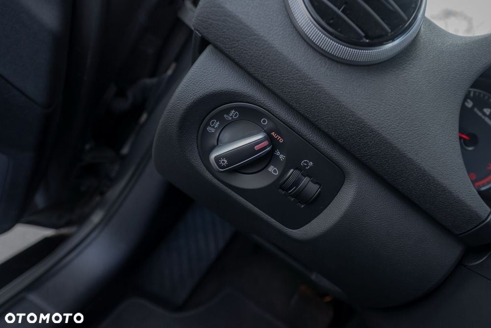 Audi A3 Sportback 2.0 TFSI (DSG) S tronic S line Sportpaket plus - 13