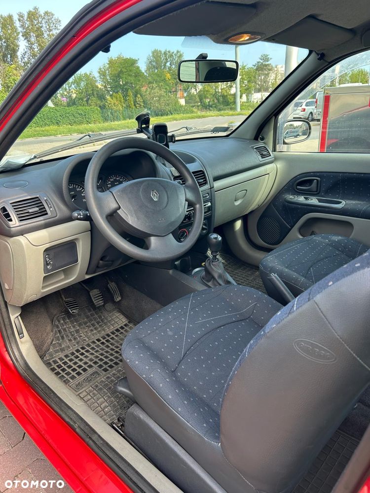 Renault Clio 1.2 Authentique - 8