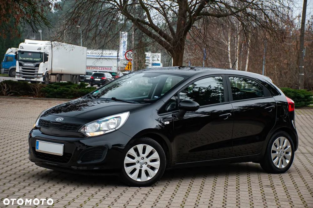 Kia Rio 1.2 Business Line - 24
