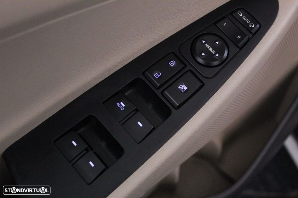 Hyundai Tucson 1.7 CRDi Premium - 20