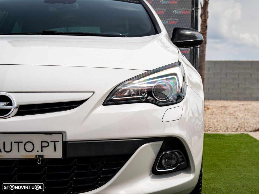 Opel Astra GTC 1.6 CDTi S/S - 12